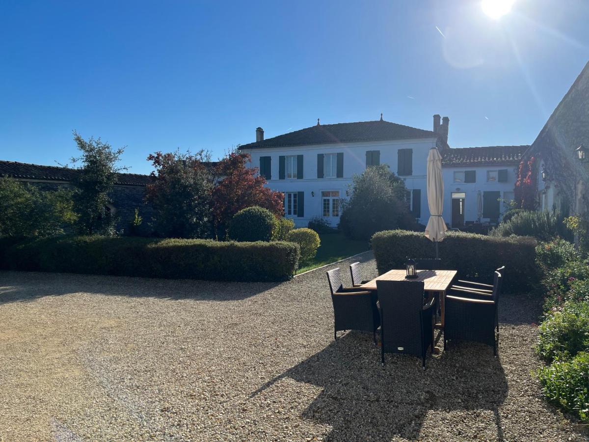 Villa 1854 Chassors Esterno foto